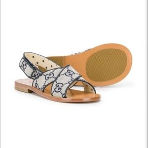 Authentic kids Gucci sandals. Size 32.